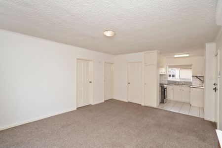 Conveniently Located Unit - Photo 4