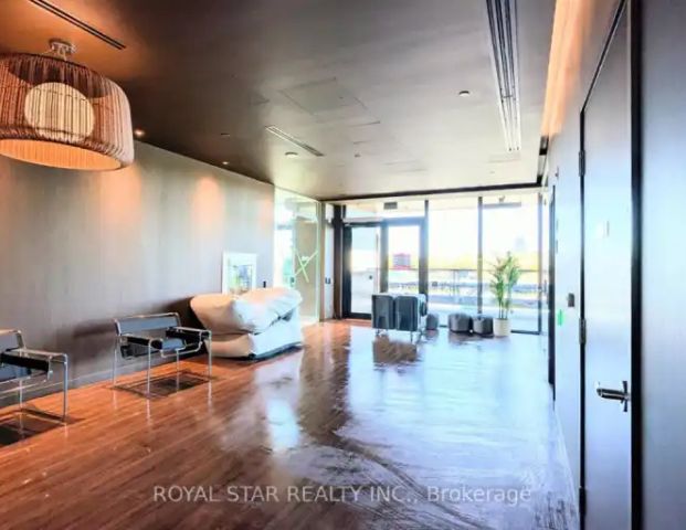 806 - 39 MARY STREET | 806 - 39 MARY STREET, Barrie - Photo 1