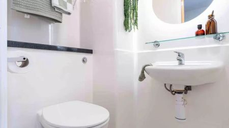 Gold En Suite - Photo 2