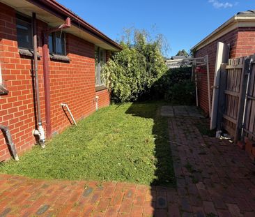 Rowville - Photo 1