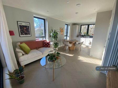 1 bedroom flat to rent - Photo 2