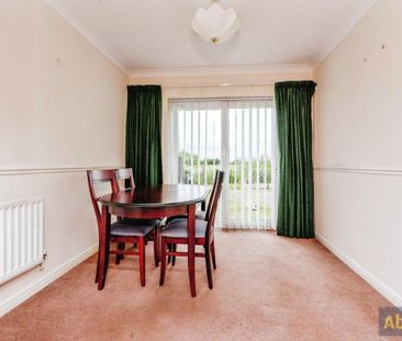 Wheatfields, Rochford - Photo 3