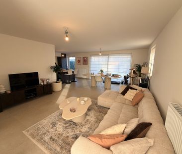 RECENTE nieuwbouwwoning met TUIN & GARAGE - Photo 5