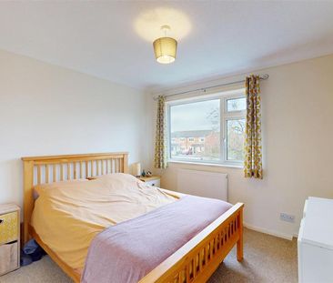 2 bedroom semi-detached house to rent - Photo 3