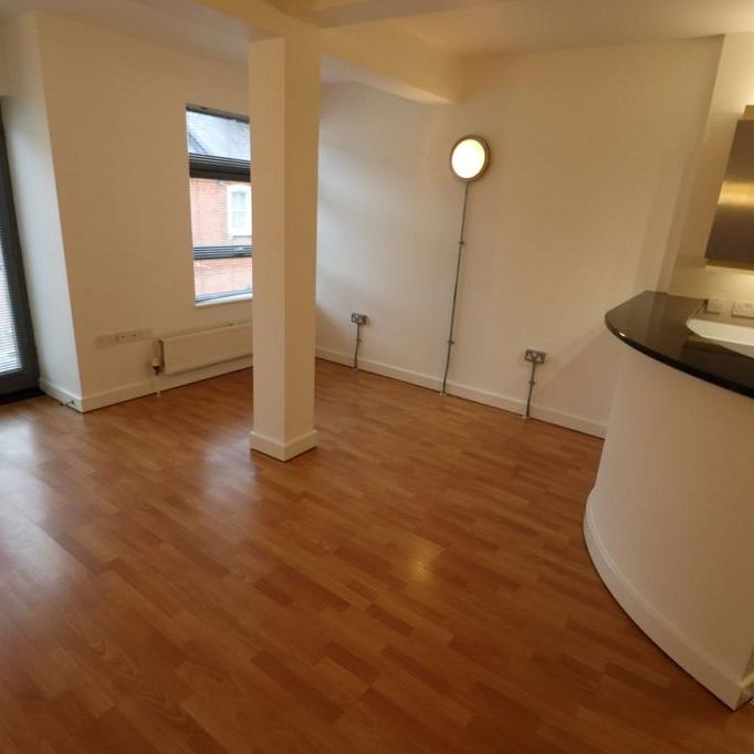 1 bedroom flat to rent - Photo 1