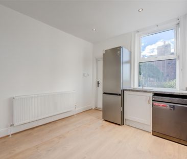 Tapton Bank, Crosspool, Sheffield - Photo 5