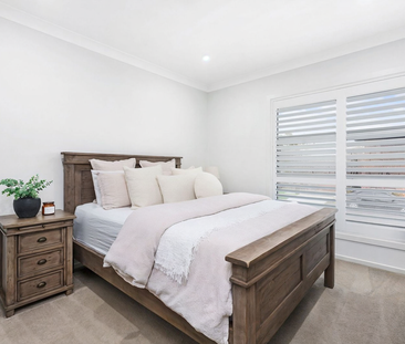 Immaculately presented family home in Austral - Photo 3