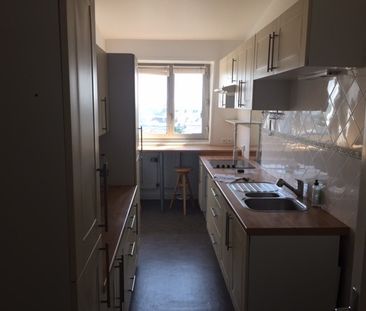Location Appartement 4 pièces 78m² - Photo 4