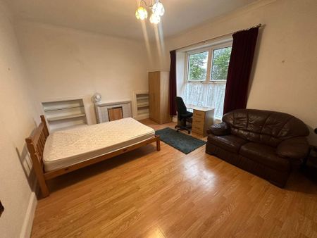 6 bedroom house share to rent - Photo 4