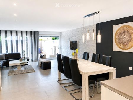 modernes 5-Zimmer-Reihenhaus am Waldrand in Zürich-Höngg - ruhig und stadtnah - Photo 3