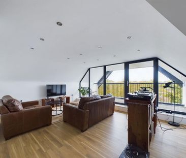 2 bedroom penthouse to rent - Photo 1