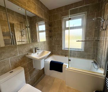 THREE DOUBLE BEDROOM STUDENT-P07604 - Photo 3