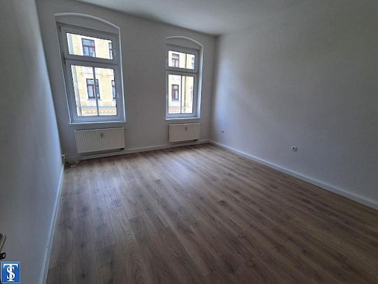 Neu renovierte 4-Zimmer-Wohnung mit Balkon am Stadtrand von Plauen! - Photo 1