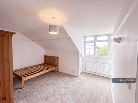 1 bedroom flat to rent - Photo 3