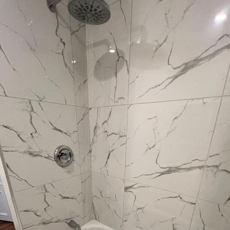 Grand 6 ½ rénové – 4 chambres – Métro Frontenac - Photo 4