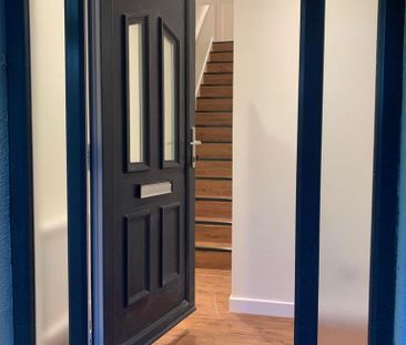 3 bedroom detached house to rent - Photo 2