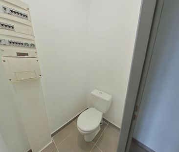 Location Appartement 3 pièces 56m² ROMANS SUR ISERE 26100 - Photo 5