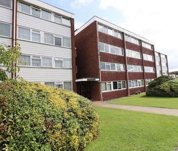 Long Green, Chigwell, IG7 - Photo 5