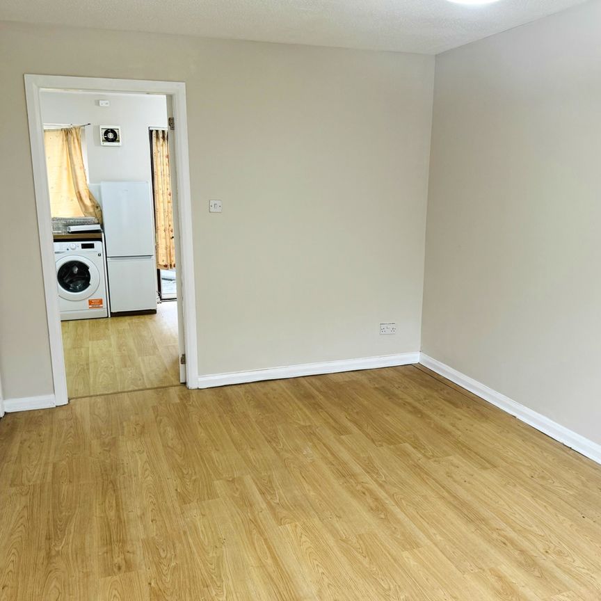 4 Greenacres Court Darnley - Photo 1