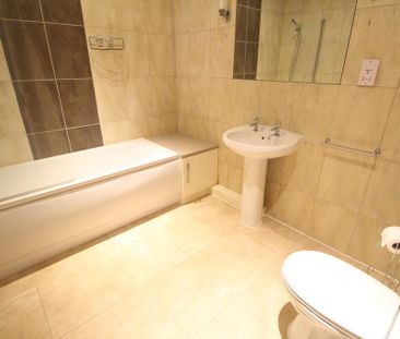 3 bedroom townhouse to rent - Photo 6