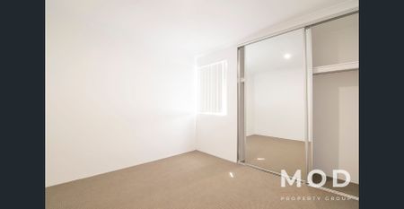 DUAL LIVING TOWNHOUSE - Photo 5