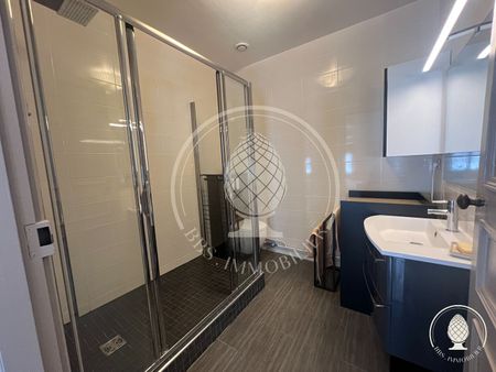 Location Appartement 2 pièces 47m² LA ROCHELLE 17000 - Photo 2
