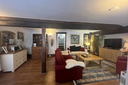 Abbey Street - Photo 2