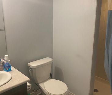 For Lease - 16 Golden Springs Drive, Brampton, Ontario - Photo 3