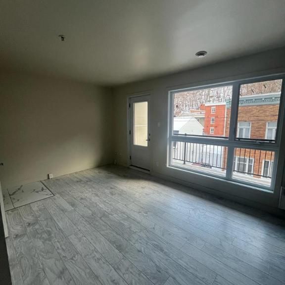 5 1/2 | occupation 1er juillet | Quartier Saint-Sauveur - Photo 1