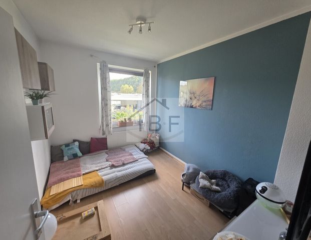 Charmante 3-Zimmer-Wohnung im 1. Obergeschoss eines 6-Parteienhauses - Foto 1