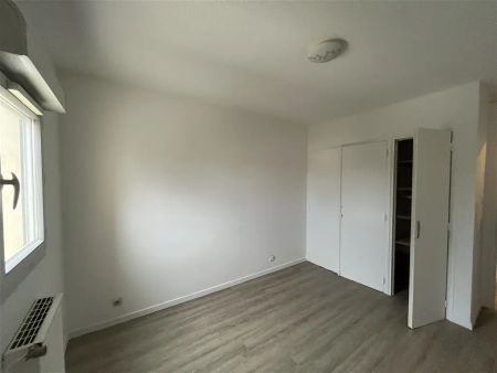 Location appartement 5 pièces - 93m² à Bollene (84500) - Photo 3