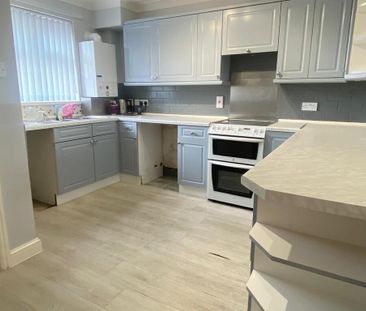2 bedroom ground floor maisonette to rent - Photo 6