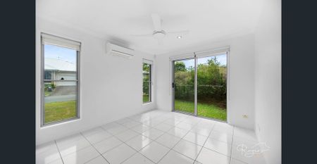 Low Maintenance Living in the Heart of Coomera - 2-Bedroom Home with Dual Ensuites - Photo 2