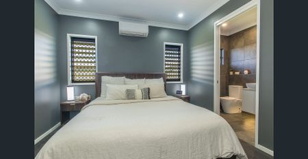 Classy On Clementine! - Photo 2