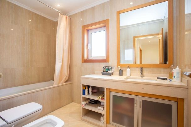 Lisboa, Lisbon 2750-777 - Photo 1