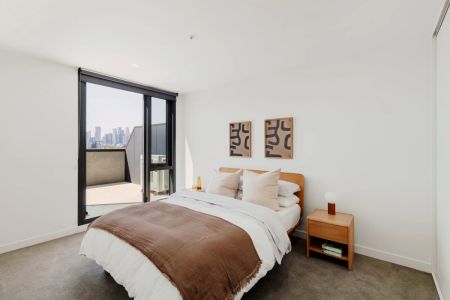 2 Bed 2 Bath(Furnished) - Photo 2