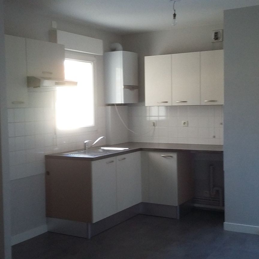 Location Appartement 4 pièces 83m² - Photo 1
