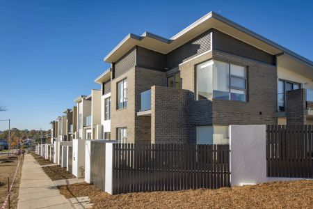Modern 1-Bedroom Apartment in Elevated, Private Setting - Photo 5