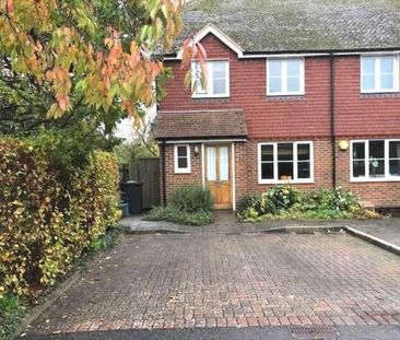 Queenhythe Crescent, Jacobs Well, GU4 - Photo 2