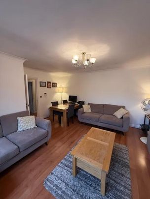 3 bedroom flat to rent - Photo 1