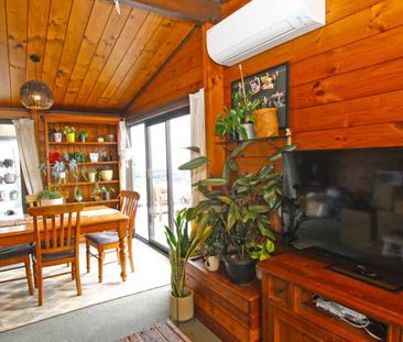 Oakura Village Lifestyle & Sea Views - Photo 1