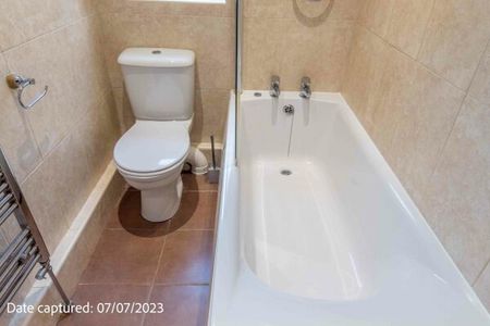 16 Siward Street - Photo 5