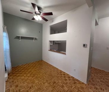 Montréal (Le Plateau-Mont-Royal) (Le Plateau-Mont-Royal) - Photo 2