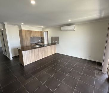 Beautiful 4-Bedroom Family Home with Study & Outdoor Entertaining Area - Photo 3