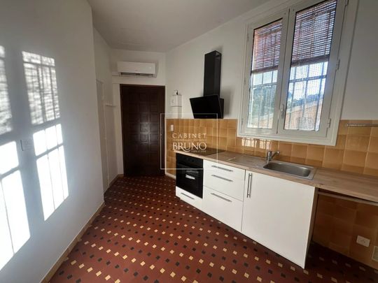 Location Appartement 1 pièce 26m² CANNES 06400 - Photo 1