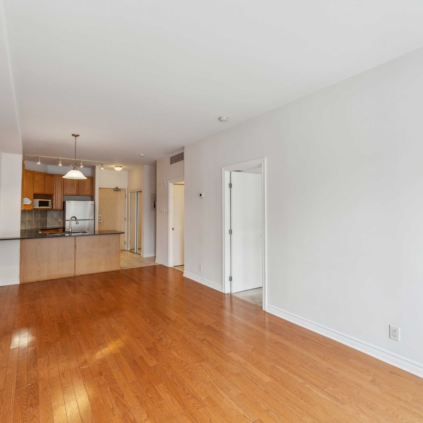 205 Bolton, Unit 222 - Photo 1