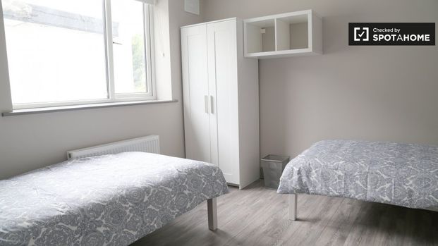 Room for rent in Whitehall A, Dublin. - Photo 1