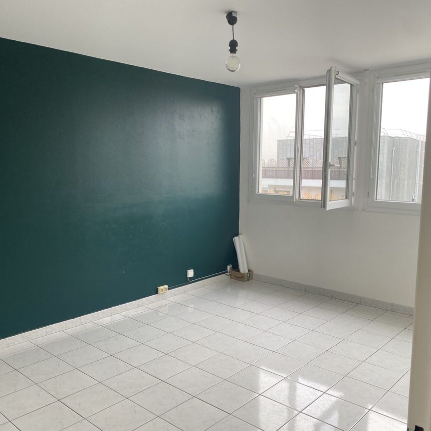 Location Appartement 3 pièces 55m² CHAMPIGNY SUR MARNE 94500 - Photo 1