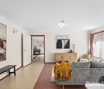 9 Yalga Close, Palmerston, ACT 2913 - Photo 5