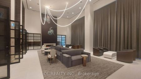 39 Roehampton Avenue #1601 - Photo 4